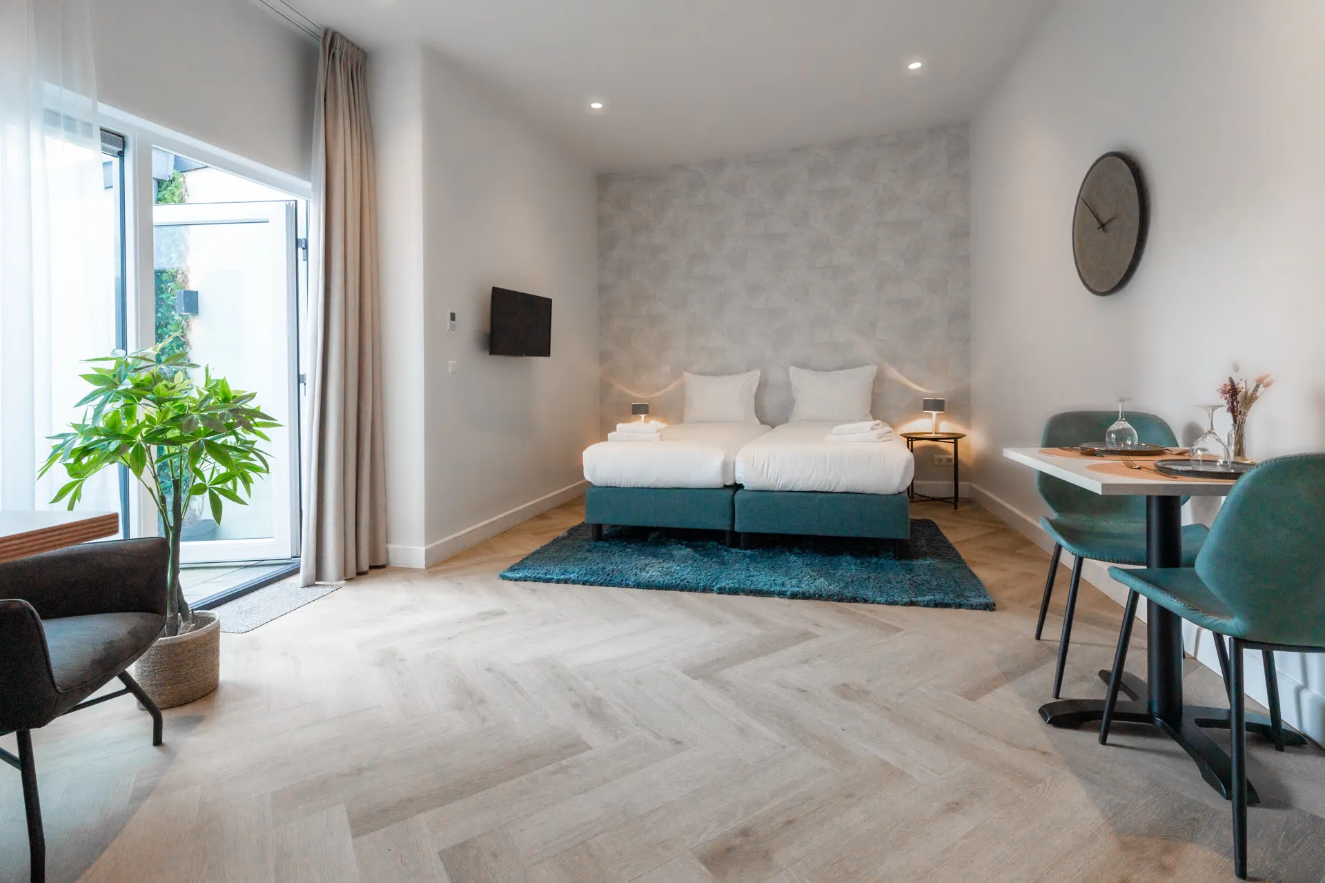 Family Room — up to 5 guests — boutique hotel kamer Ocean House Zandvoort